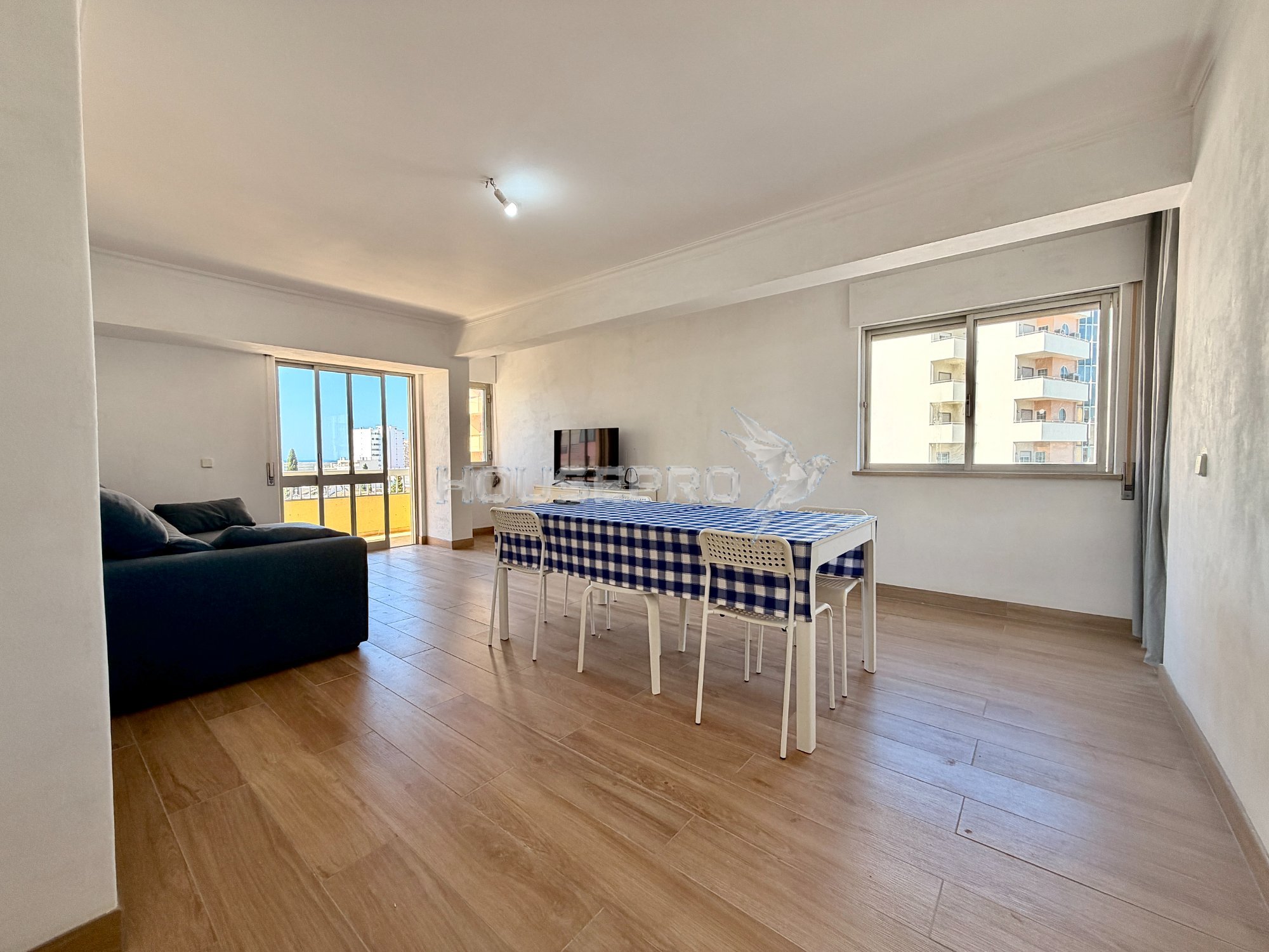 Apartamento T2 em União das freguesias de Faro (Sé e São Pedro), Faro